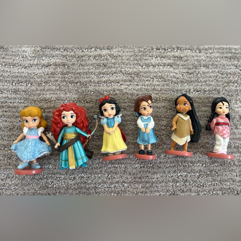 Disney princess characters - plus extra